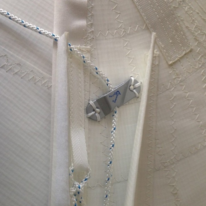 Crosscut genoa